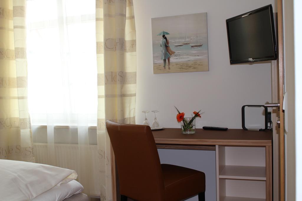 Hotel Rebstoeckle Hagnau Rom bilde